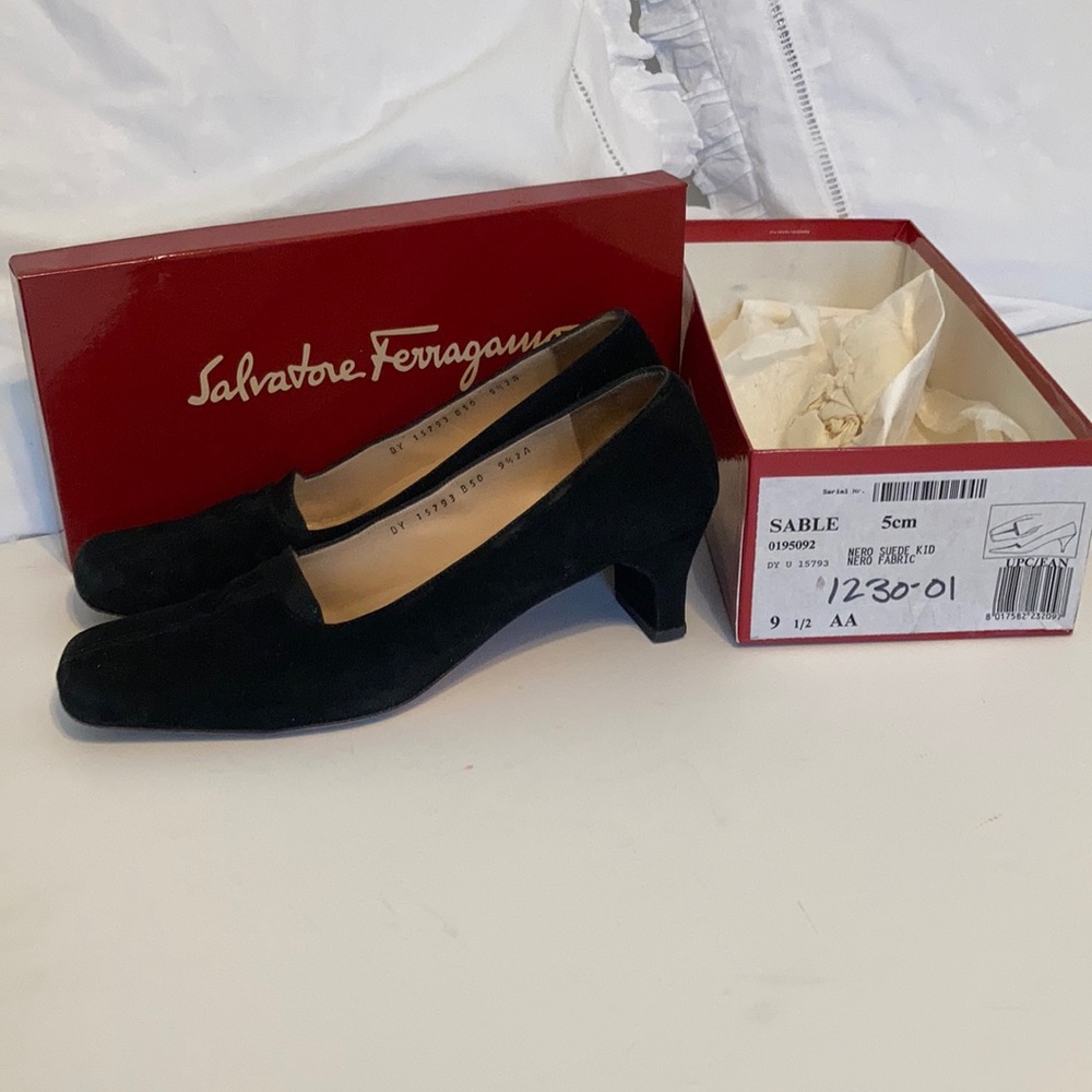 Salvatore Ferragamo Sable suede pumps